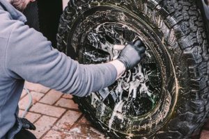 detailing vs valeting