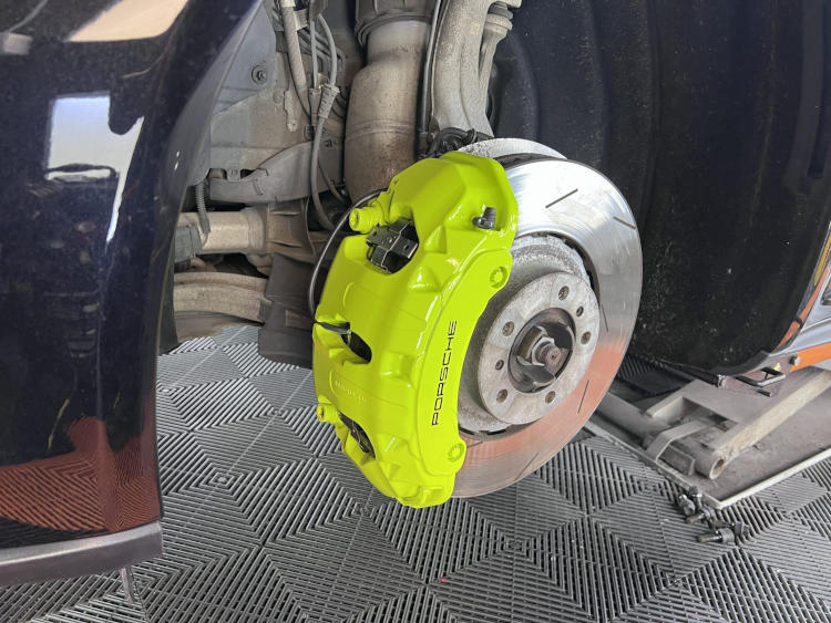 brake caliper painting in leeds